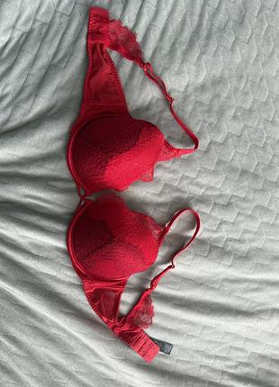 Бюстгалтер червоний 85с marks and spencer