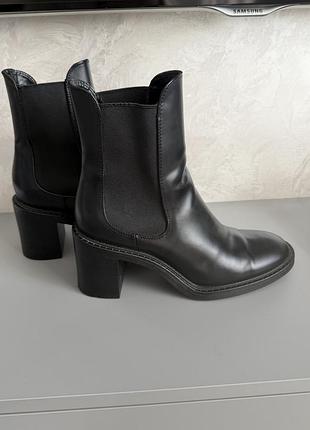 Жіночі ботильйони zara чорні, розмір 39