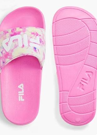 Fila. оригинал. шлепанцы в ярком миксе палитры тай дай.