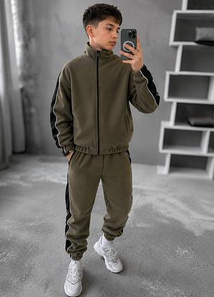Подростковый спортивный костюм 6