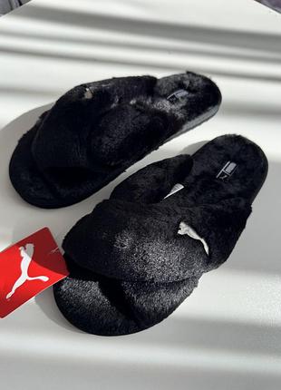 Жіночі шльопанці тапочки puma fluff x strap 384936 01 чорні. євро 39 р.