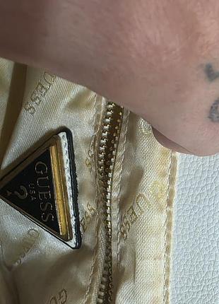Сумка guess белого цвета 4