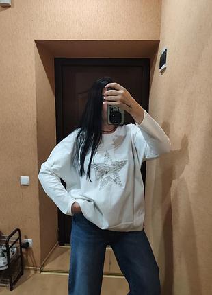 Белая оверсайз кофта итальялия