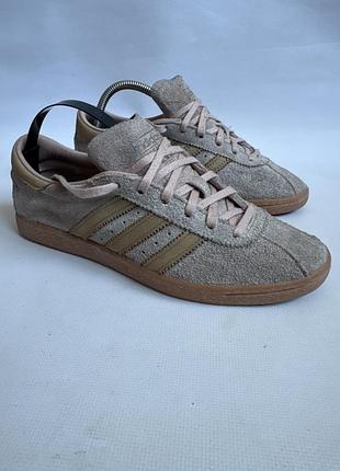 Замшеві кросівки adidas