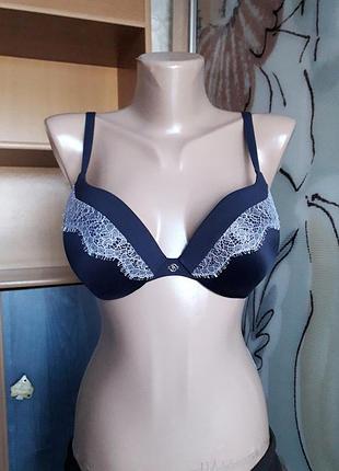 Елегантний бюстгальтер пуш-ап, мереживо, 32d/70d, victoria's secret