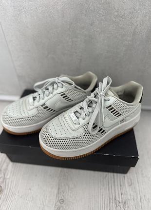 Кросівки nike, оригінальні  👟 розмір: eu 38 / us 7 / 24 см стан: вживані, у доброму стані.
