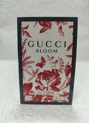 Арт 1.08/45
мініатюрний пробник жіночої парфумованої води gucci bloom eau de parfum об'ємом 1,5 мл.