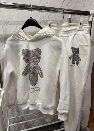 Спортивний костюм жіночий  gucci білий на флісі