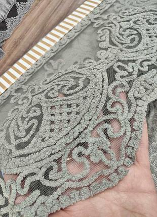 Покривало moda box
розкішне габеленове покривало з жакардовим візерунком та красивим мереживом по краю