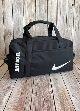 Спортивна сумка nike чорна 50 см, містка модель для тренувань з 3 відділеннями