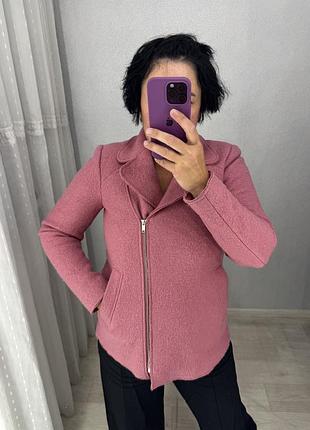 Стильне пальто zara