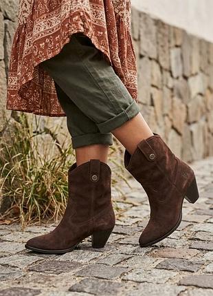 Замшевые ботинки-казаки в стиле вестерн frye june suede western bootie.