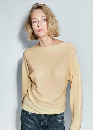 Ніжно жовтий джемпер кофта massimo dutti s