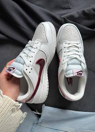 Dunk low sail burgundy crush 4