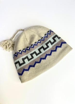 Шапка вовняна з китицею  brekka