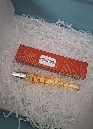 Escentric molecules molecule m01+mandarin цитрусовый древесный аромат с уникальным сочетанием аккордов сочного молекулой iso e super, мини, 8,5 мл; 3