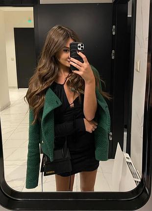 Твідовий зелений жакет з золотими гудзиками zara
💫💫💫💫💫💫💫💫💫💫💫💫💫