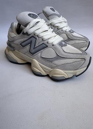 Кросівки new balance 9060