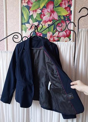 Красивий синій піджак new look combinations. 3