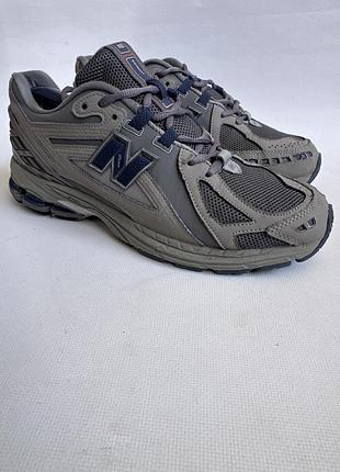 Кросівки new balance