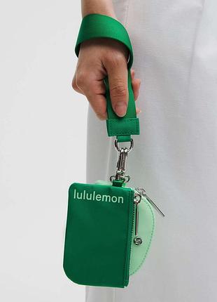 Сумка клач lululemon × on cloud 6