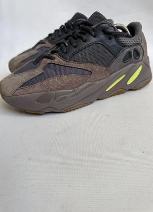 Кросівки adidas yeezy 2