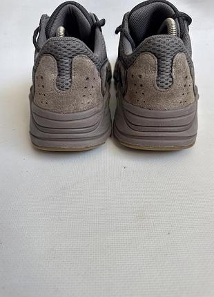 Кросівки adidas yeezy 5