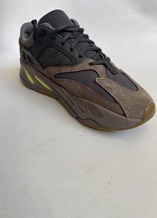 Кросівки adidas yeezy 7