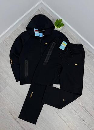 Костюм від бренду niketech leecex nocta