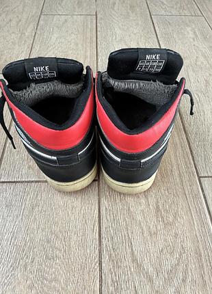 Ботинки nike для підлітка, розмір 39 3