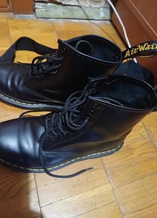 Берци жіночі dr. martens 1460 41 чорні класичні на шнурівці