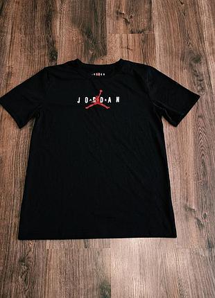 Мужская уникальная футболка jordan с крупным лого оригинал