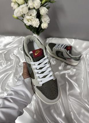 Nike dunk low "year of the snake" 4