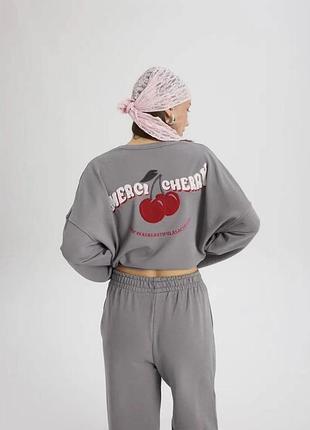 Костюм спортивний жіночий сірого кольору 2-ка mai collection
