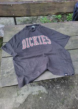 Футболка чоловіча dickies з великим принтом, чорна