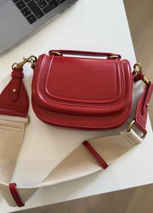 Сумочка zara червона