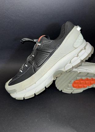 Кросівки nike zoom vomero 5