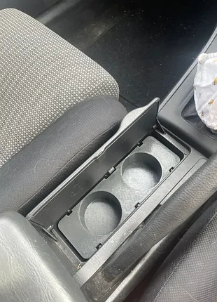 Подстаканник тойота корлла э120 toyota corolla e120 4
