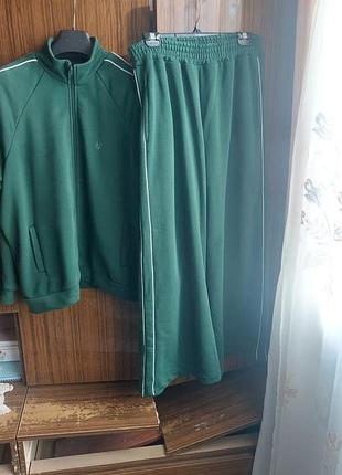 Продам костюм 2