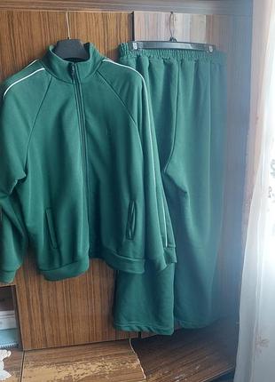 Продам костюм 4