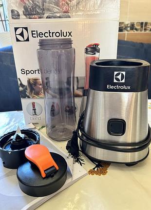 Блендер спортивный electrolux sport blender esb 2450 300вт, стакан 600мл