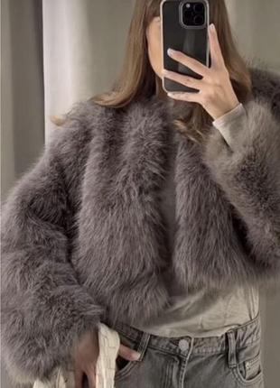 Жіноча шуба zara сіра коротка