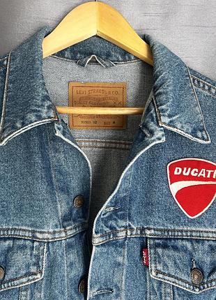 Вінтажна джинсова куртка levi's trucker jacket 2