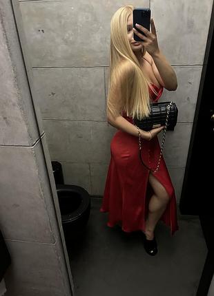 Червона сукня zara