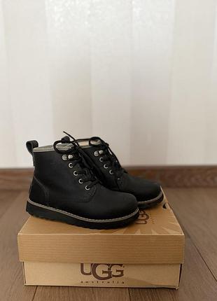 Чоботи для хлопчика  ugg kids maple black чорні 31 розмір