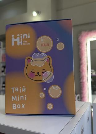 Жіночий подарунковий набір для волосся minimi - шампунь, кондиціонер, спрей для легкого розчісування