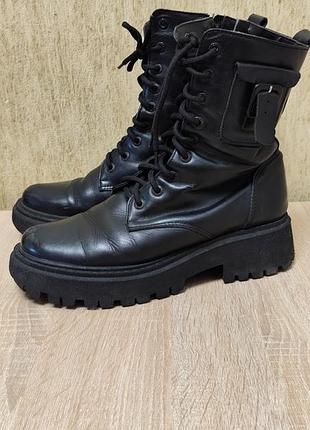 Женские зимние ботинки