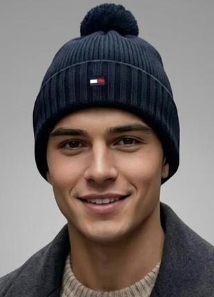 Новая шапка tommy hilfiger с помпоном (оригинал)