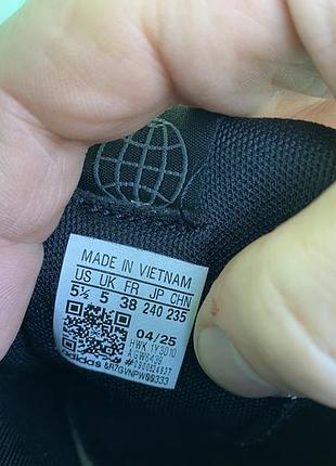 Кросівки adidas tensaur 8