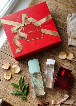 Elizabeth arden green tea, white tea, red door подарунковий парфумерний набір мініатюр 3х10 мл